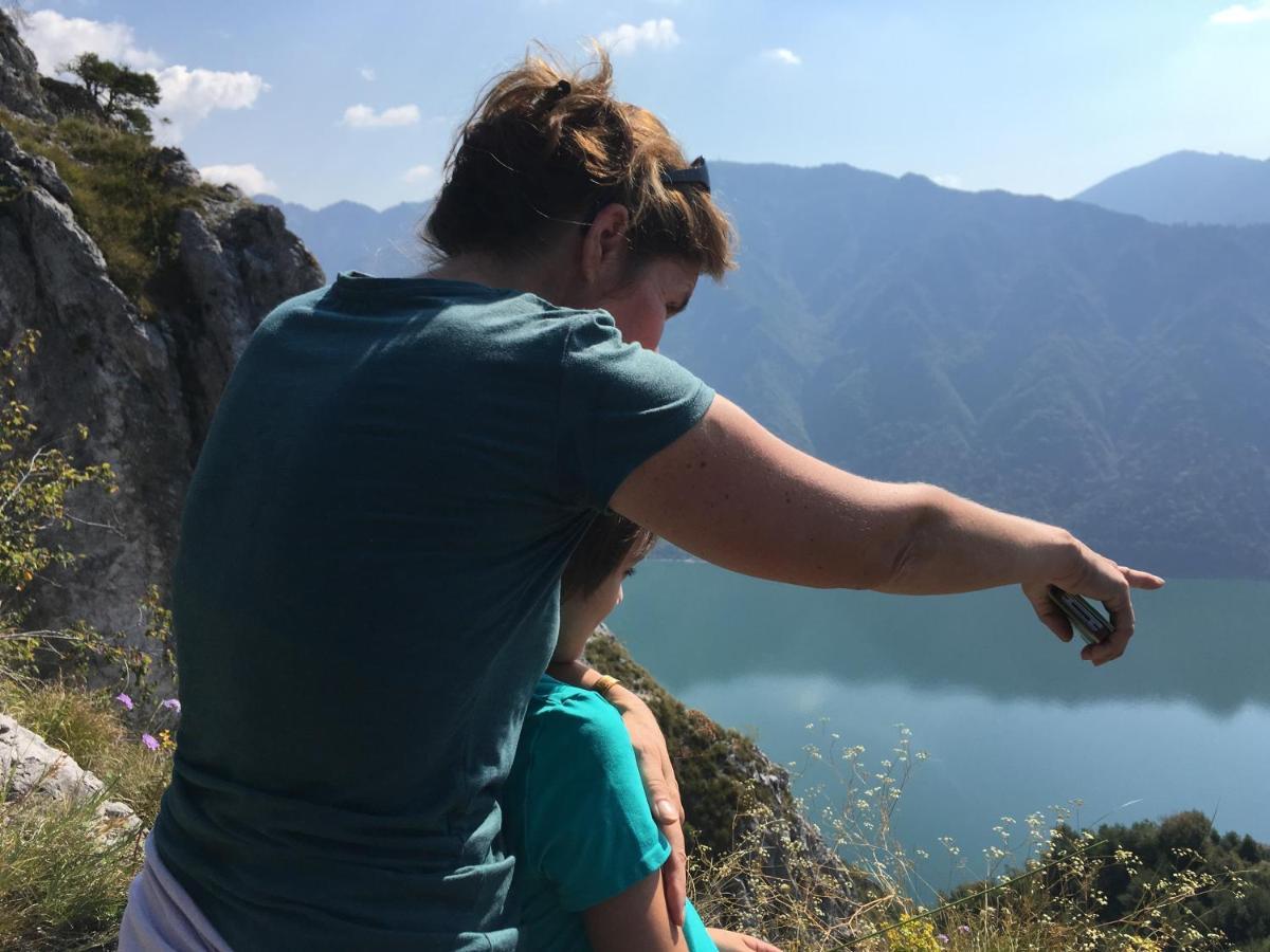 Casa Carla, Bis 4 Personen, Garten, Balkon Mit Blick Auf Den See Und Die Berge 크로네 외부 사진