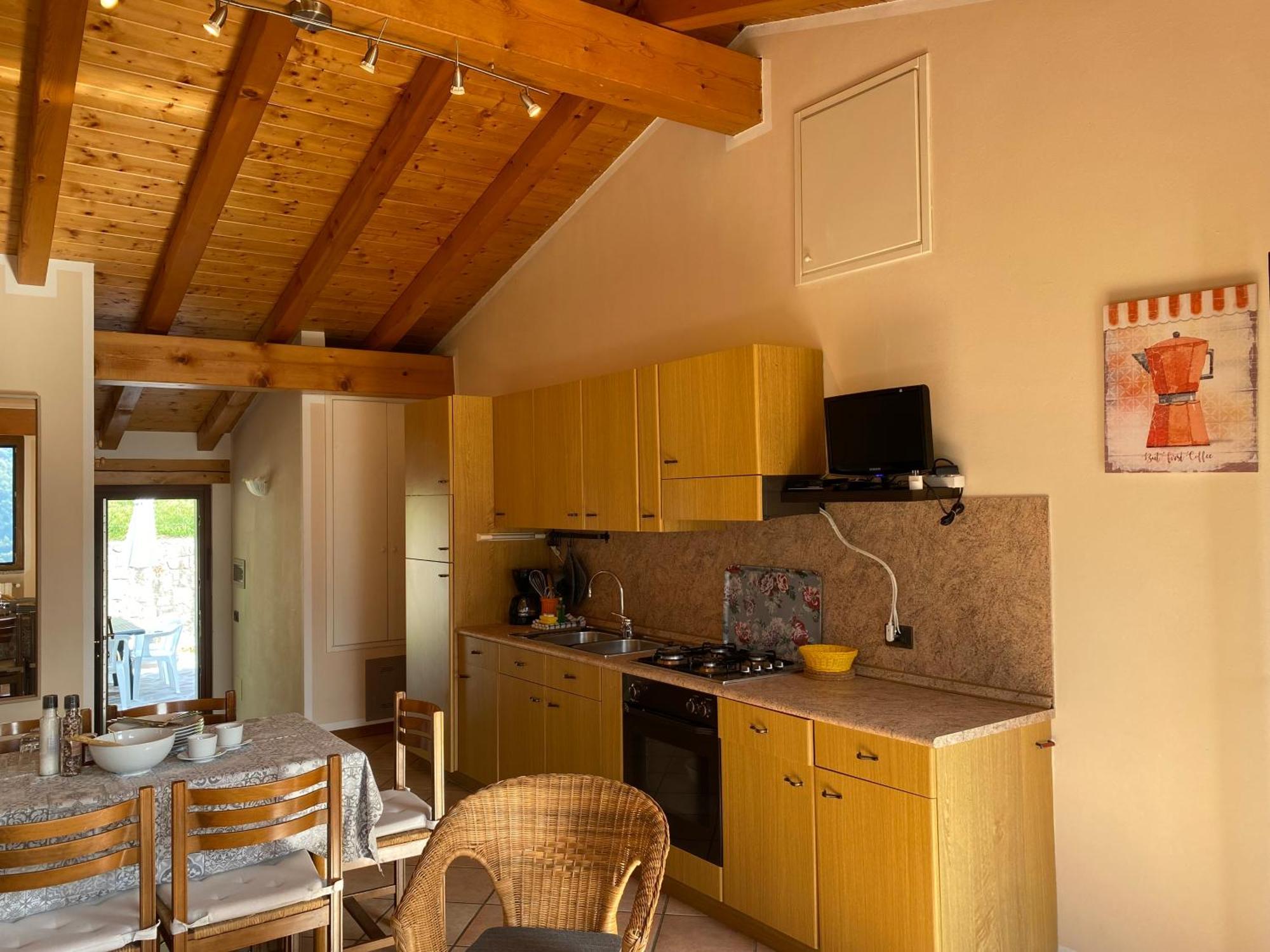 Casa Carla, Bis 4 Personen, Garten, Balkon Mit Blick Auf Den See Und Die Berge 크로네 외부 사진