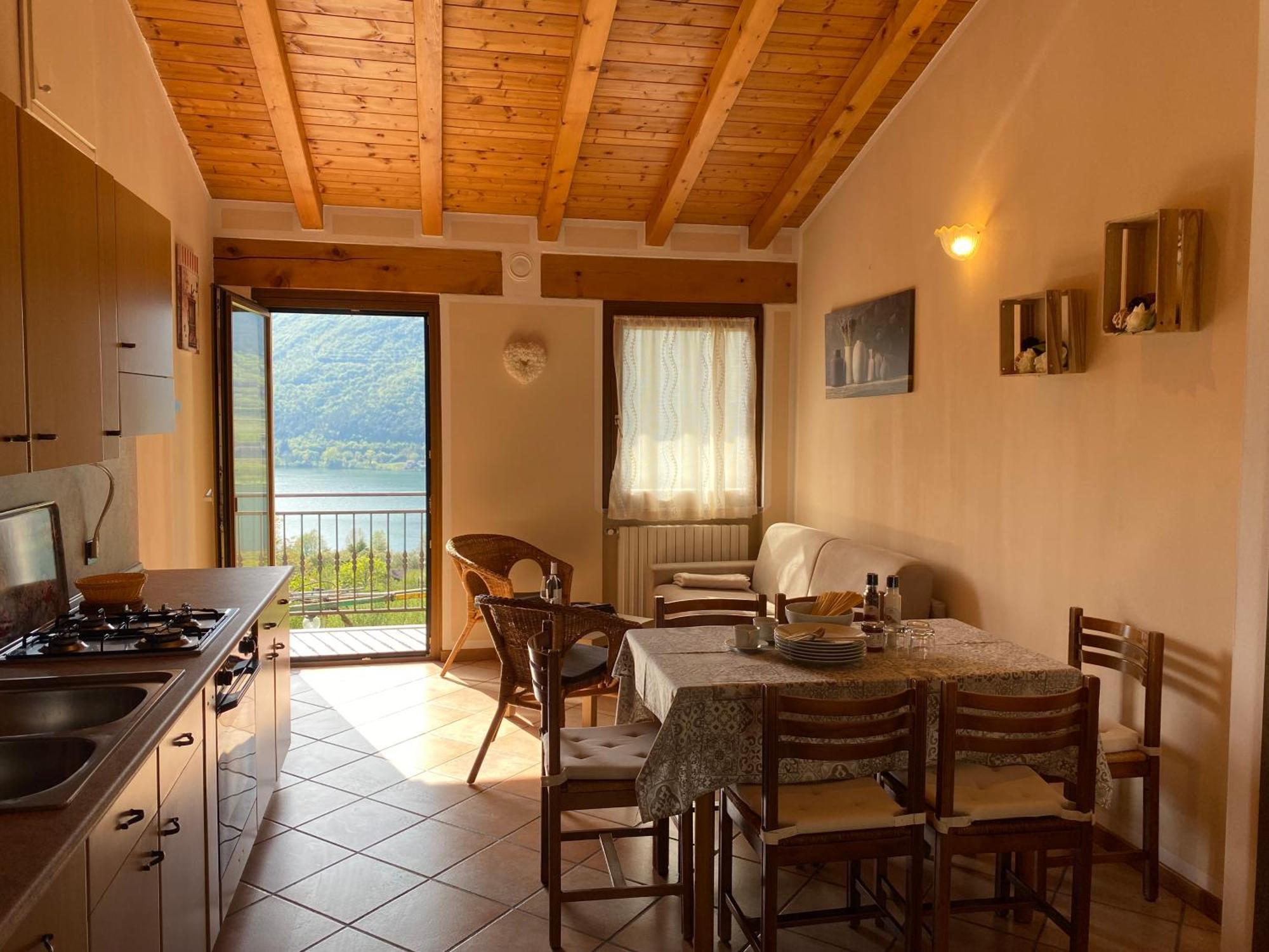 Casa Carla, Bis 4 Personen, Garten, Balkon Mit Blick Auf Den See Und Die Berge 크로네 외부 사진